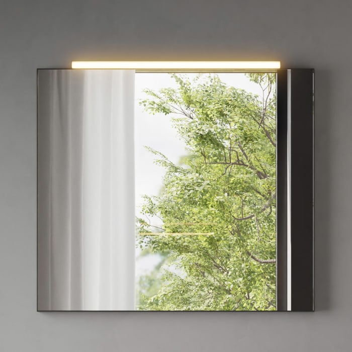 pianura Mia LED-Badspiegel in Schwarz mit den Maßen 80 x 70 cm