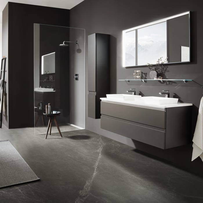 Puris b • straight Badspiegel 90 cm mit LED-Flächenleuchte in schwarz matt eloxiert