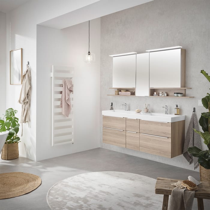 Puris c!mano Serie B Spiegelschrank 180 x 80 cm mit 3 Türen und 2 Regalen beidseitig geöffnet