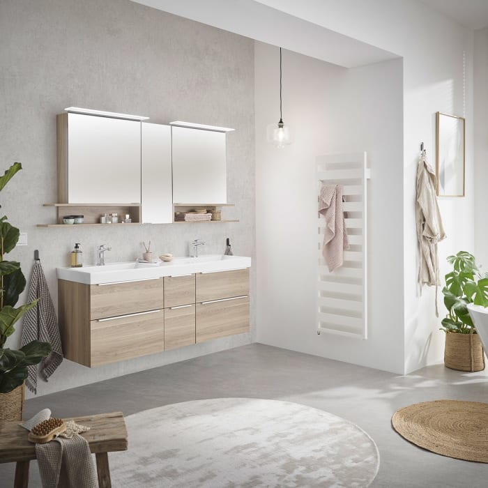 Puris c!mano Serie A Spiegelschrank 150 x 80 cm mit 3 Türen und 2 Regalen beidseitig geöffnet