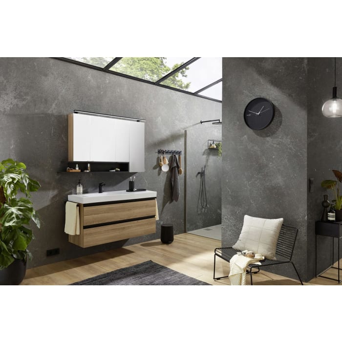 Puris c!puro Serie B Spiegelschrank 135 x 80 cm mit 4 Türen und Regal links geöffnet