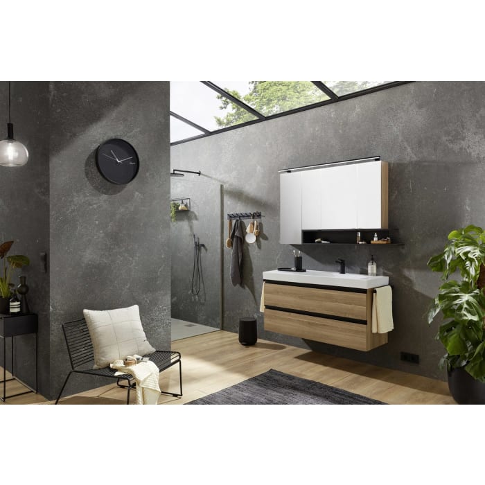 Puris c!puro Serie B Spiegelschrank 135 x 80 cm mit 4 Türen und Regal rechts geöffnet