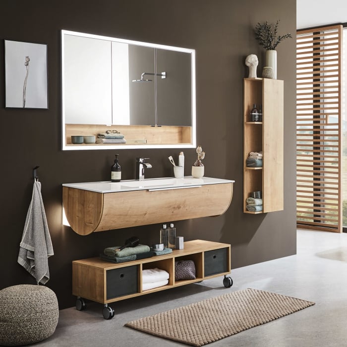 Puris Rounds Einbauspiegelschrank 145,1 cm mit 3 Türen und LED-Alurahmen