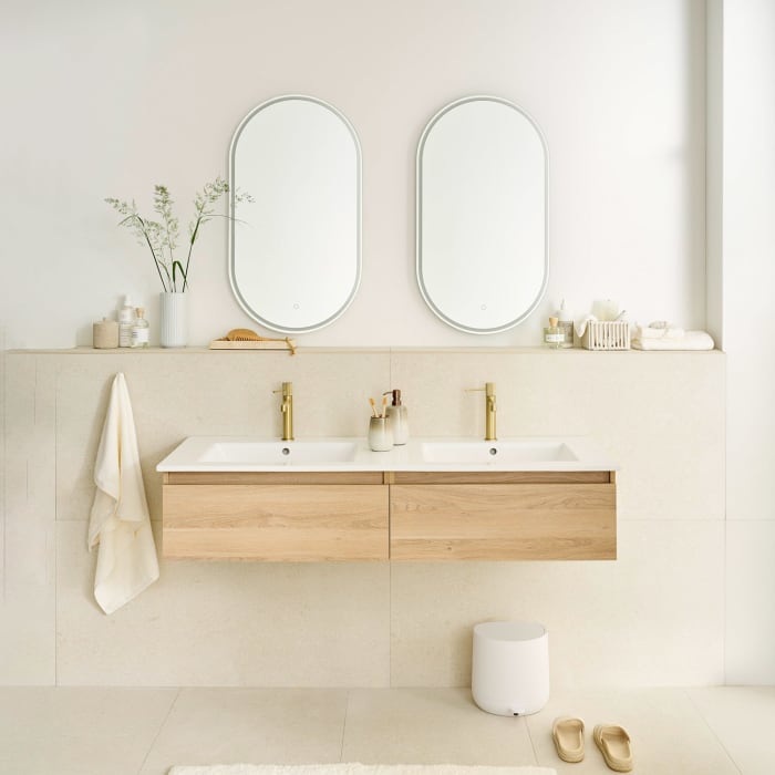 Puris Vora Flächenspiegel oval mit Spiegelheizung