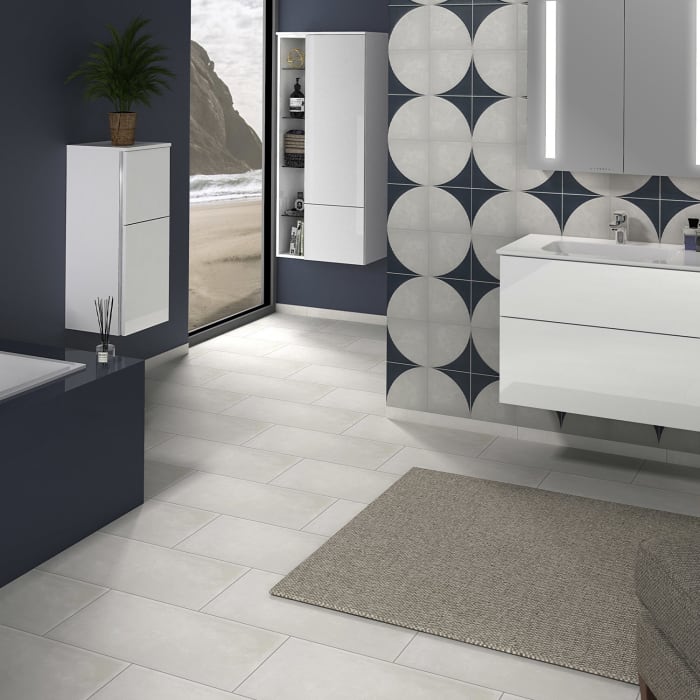 Sanipa 3way Mittelschrank 30 cm, 1 Tür mit Anschlag rechts, 1 Auszug, mit Griff-Leiste