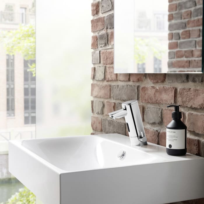 Schell PURIS E² Elektronische Waschtisch-Armatur mit Batteriebetrieb, Hochdruck-Mischwasser