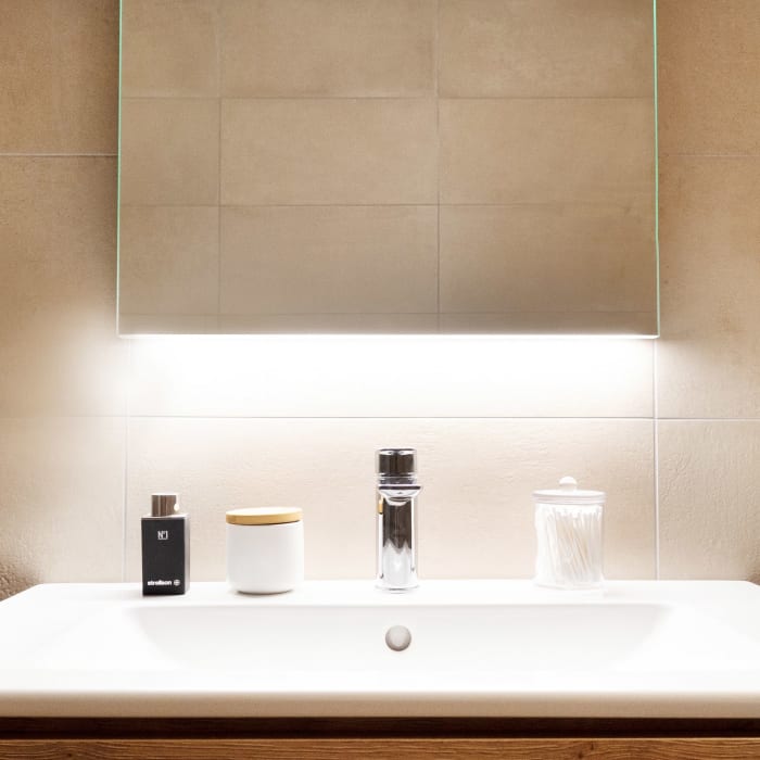 Schneider LOW plus LED Lichtspiegel DLC1/SP 100/LED 99,5 x 73,1 cm, 3000 K