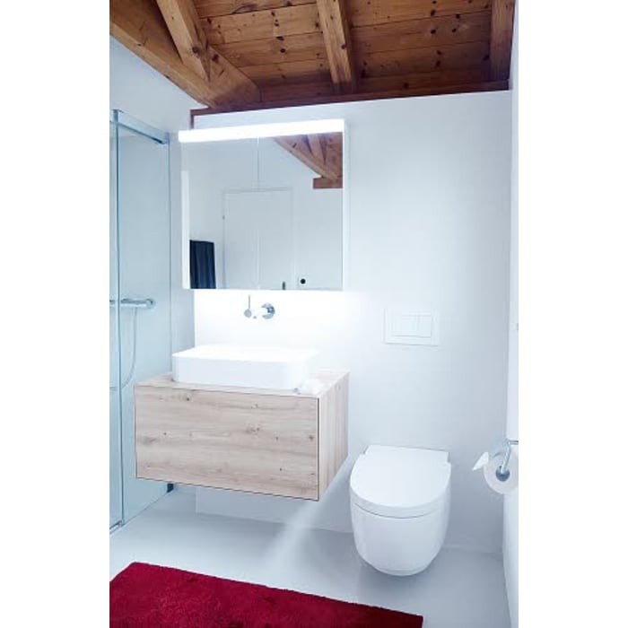 Schneider LOW plus LED Spiegelschrank LOP 130/2/LED 129,5 x 74,7 cm, 4000 K, Doppelsteckdose links und rechts, CH