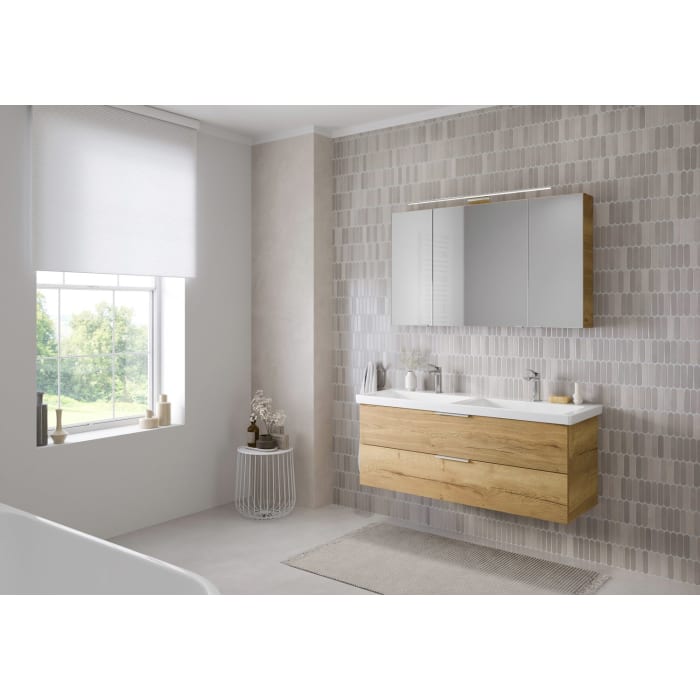 Steinkamp Living 2.0 / Villeroy & Boch Subway 3.0 Badmöbel Set 130 cm mit Spiegelschrank, 3 Türen