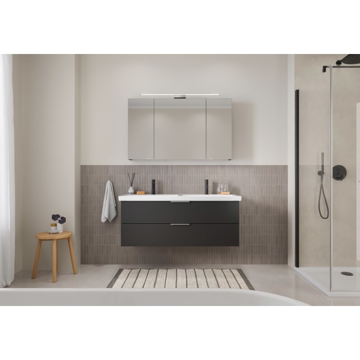 Steinkamp Living 2.0 / Villeroy & Boch Subway 3.0 Badmöbel Set 130 cm mit Spiegelschrank, 3 Türen