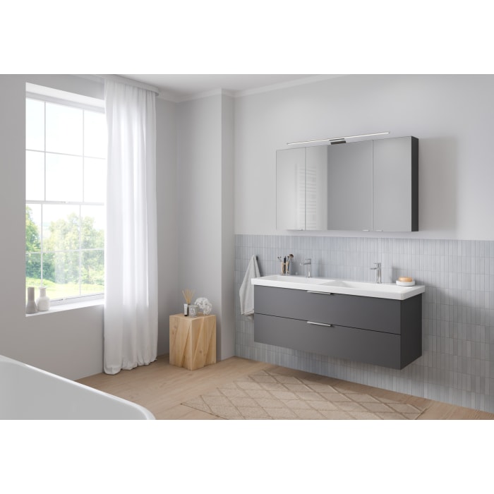 Steinkamp Living 2.0 / Villeroy & Boch Subway 3.0 Badmöbel Set 130 cm mit Spiegelschrank, 3 Türen