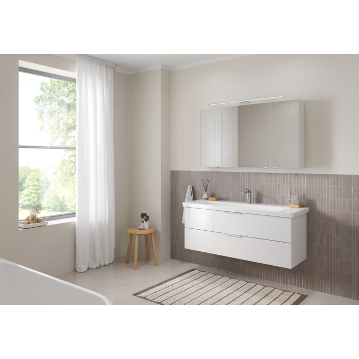 Steinkamp Living 2.0 / Villeroy & Boch Subway 3.0 Badmöbel Set 130 cm mit Spiegelschrank, 3 Türen