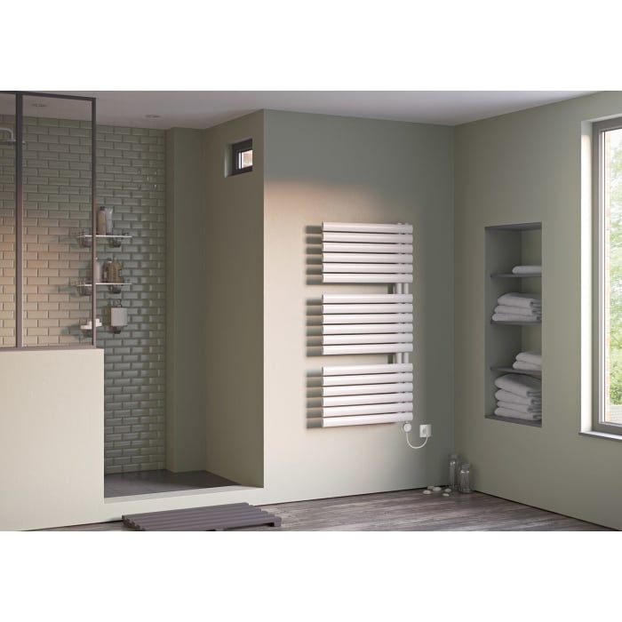 Sturotec Bath 2 E Badheizkörper 60 x 180,2 cm, rein elektrisch, mit integr. Raumthermostat, Öffnung rechts