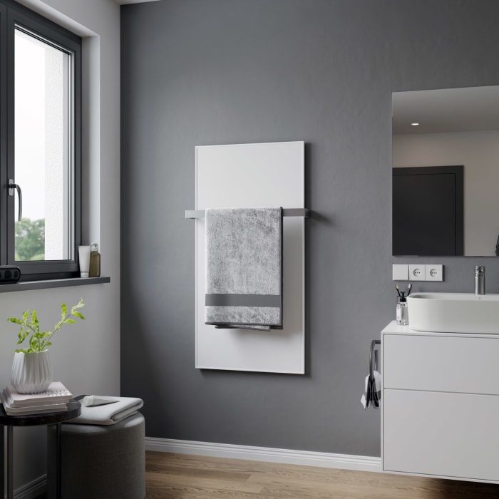 Sturotec Bath 7 E Infrarot-Badheizkörper 60 x 60 cm mit Handtuchhalter