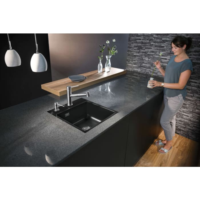 Systemceram Keradomo Mera 51 F Spüle für flächenbündigen Einbau mit Handbetätigung, inkl. Armaturbohrung