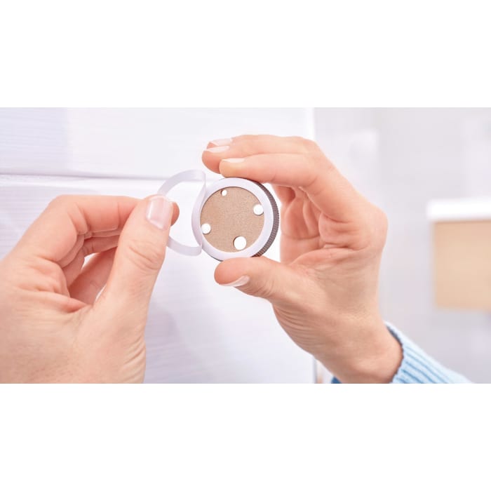 tesa ESTEETIC Toilettenpapierhalter ohne Deckel