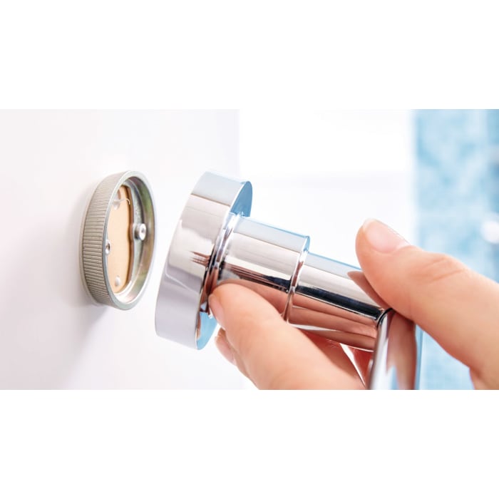 tesa LUUP Seifenspender mit Wandhalterung