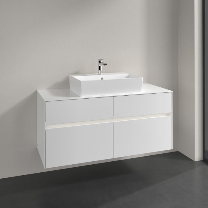 Villeroy & Boch Collaro Waschtischunterschrank 120 x 50 cm, mit 4 Auszügen und LED-Beleuchtung