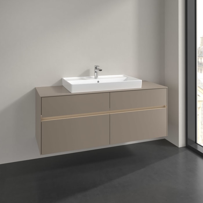 Villeroy & Boch Collaro Waschtischunterschrank 140 x 54,8 cm , mit LED-Beleuchtung, mit 4 Auszügen