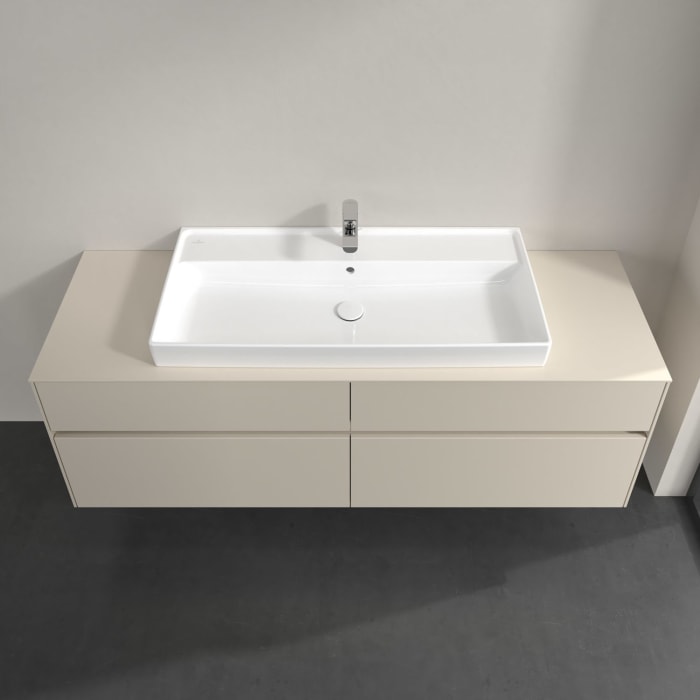 Villeroy & Boch Collaro Waschtischunterschrank 160 x 54,8 cm mit 4 Auszügen und LED Licht, für WT mittig