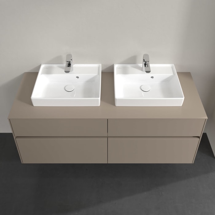 Villeroy & Boch Collaro Waschtischunterschrank 140 x 54,8 cm , mit LED-Beleuchtung, mit 4 Auszügen