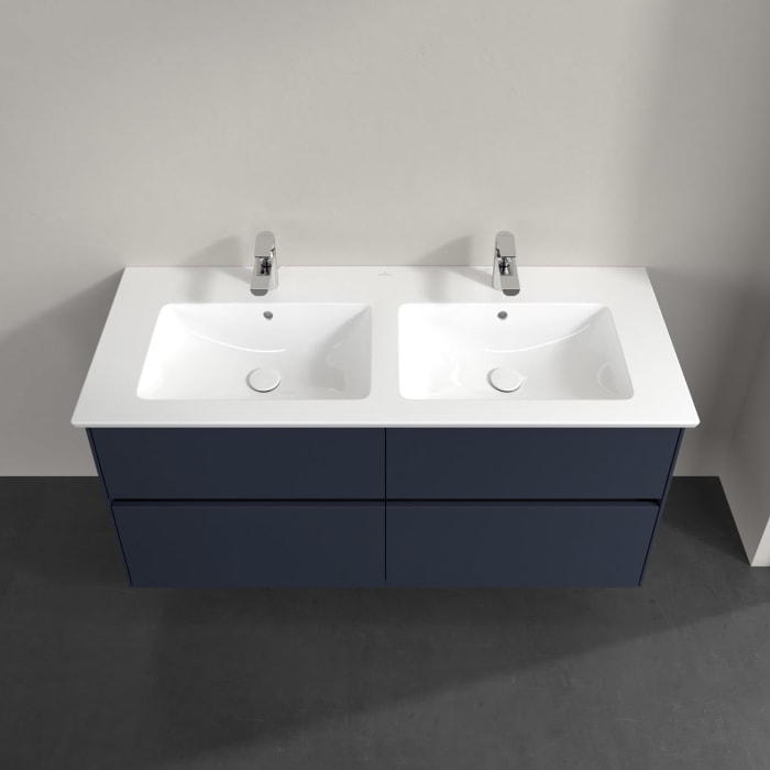 Villeroy & Boch Collaro Waschtischunterschrank 126,1 x 61 cm , mit LED-Beleuchtung, mit 4 Auszügen