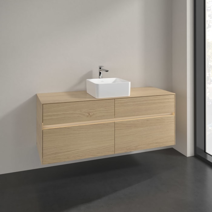 Villeroy & Boch Collaro Waschtischunterschrank 140 x 54,8 cm mit 4 Auszügen und LED Licht, für WT mittig