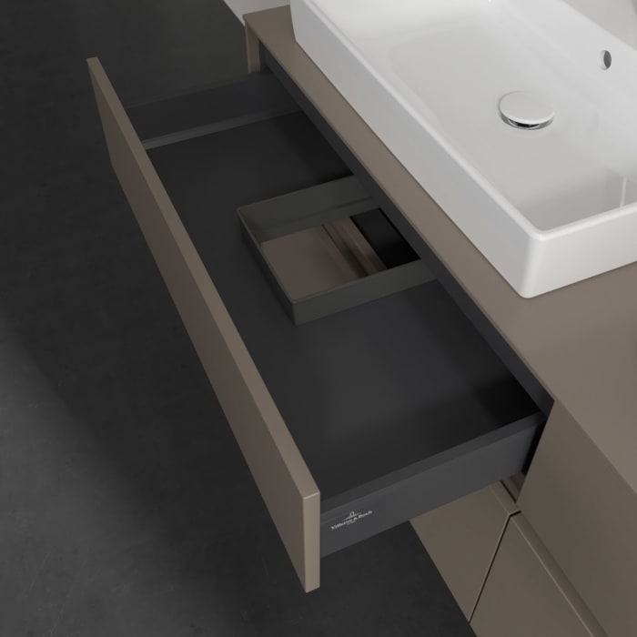 Villeroy & Boch Collaro Waschtischunterschrank 160 x 54,8 cm mit 4 Auszügen und LED Licht, für WT beidseitig ohne Ausschnitt