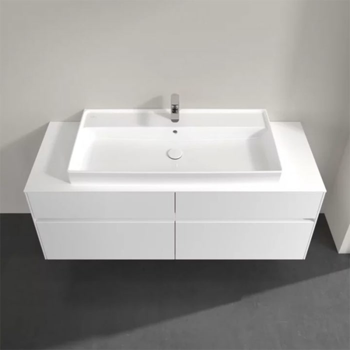 Villeroy & Boch Collaro Waschtischunterschrank 140 x 54,8 cm mit 4 Auszügen und LED Licht, für WT mittig