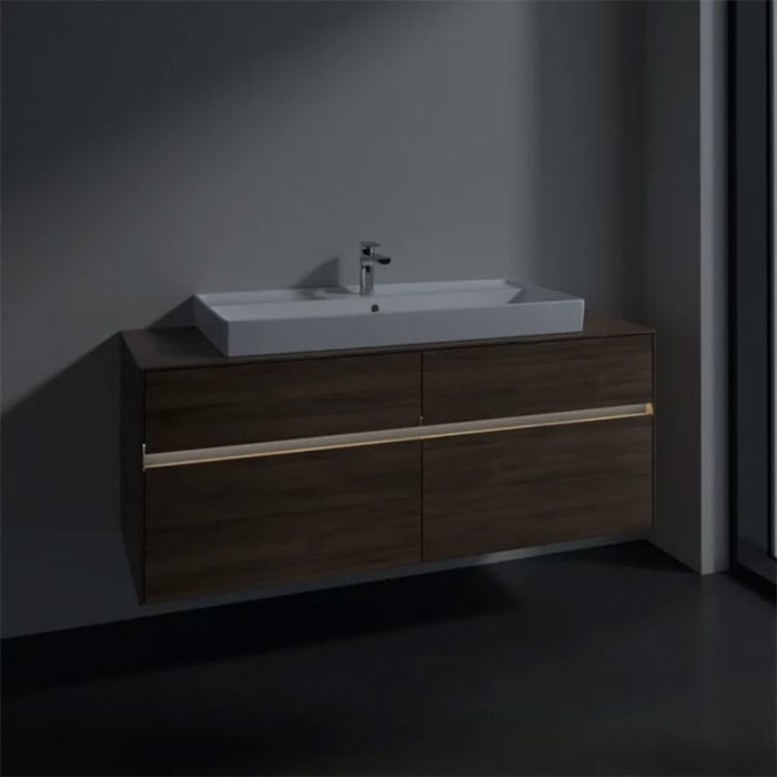 Villeroy & Boch Collaro Waschtischunterschrank 140 x 54,8 cm mit 4 Auszügen und LED Licht, für WT mittig