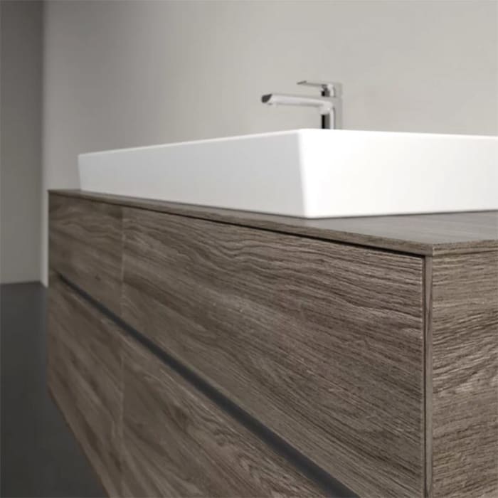 Villeroy & Boch Collaro Waschtischunterschrank 140 x 54,8 cm mit 4 Auszügen und LED Licht, für WT mittig