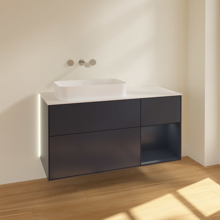 Villeroy & Boch Finion Waschtischunterschrank 120 cm mit Regalelement rechts und Abdeckplatte, mit Wandbeleuchtung