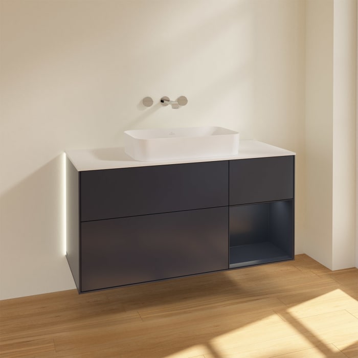 Villeroy & Boch Finion Waschtischunterschrank 120 cm mit Regalelement rechts und Abdeckplatte, mit Wandbeleuchtung