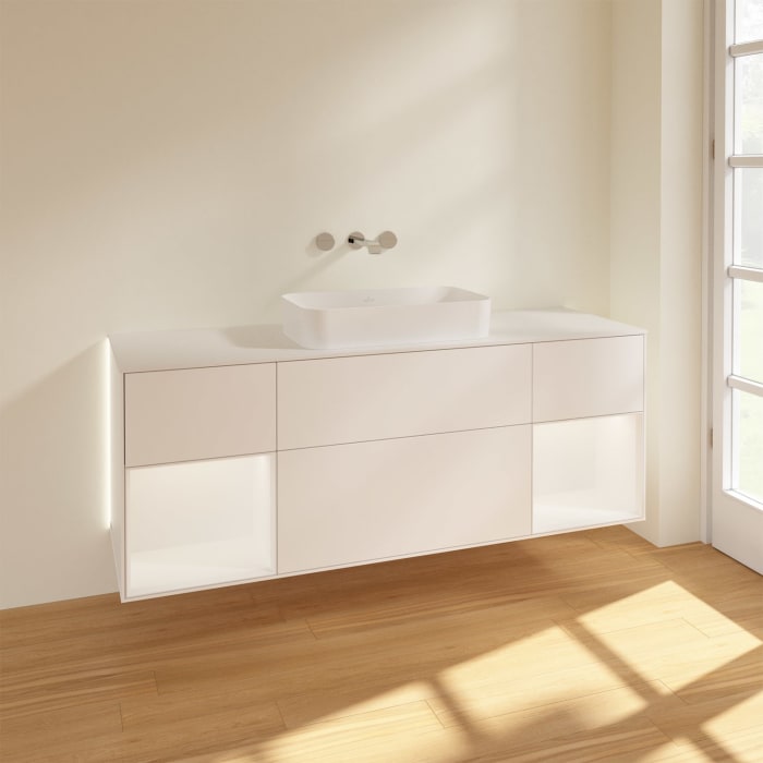 Villeroy & Boch Finion Waschtischunterschrank 160 cm mit Regalelement links und rechts und Abdeckplatte, mit Wandbeleuchtung