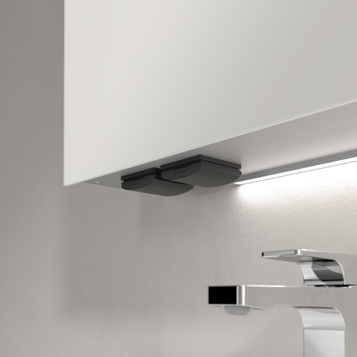 Villeroy & Boch Taro Spiegelschrank 120,7 cm mit 2 Türen, Lichtsegel, Waschplatzbeleuchtung und Vergrößerungsspiegel