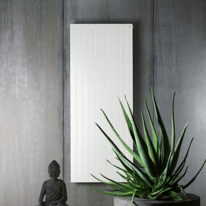 Zehnder Nova ZNVV-180-4SR Heizkörper vertikal 64,6 x 180 x 10 cm, Anschlussart 3470