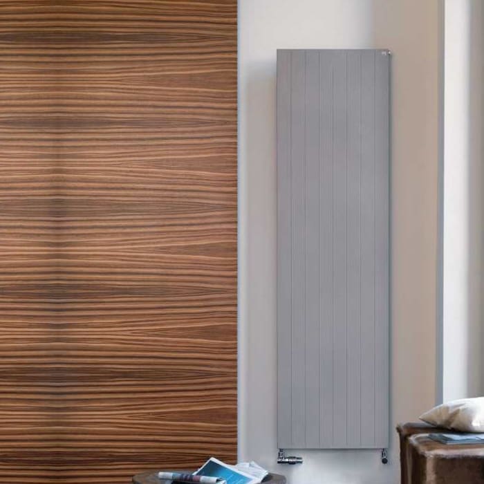 Zehnder Radiapanel Heizwand Vertikal 1-lagig 49 x 3,8 x 180 cm Anschluss 3370