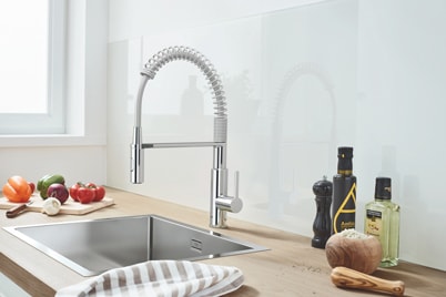 Produktbeispiele für Küchenarmaturen von GROHE