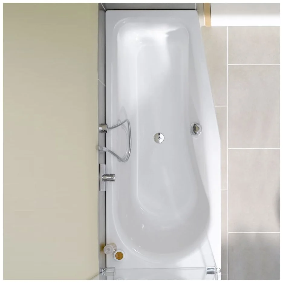 Biała wanna w łazience, widok z góry, Bette