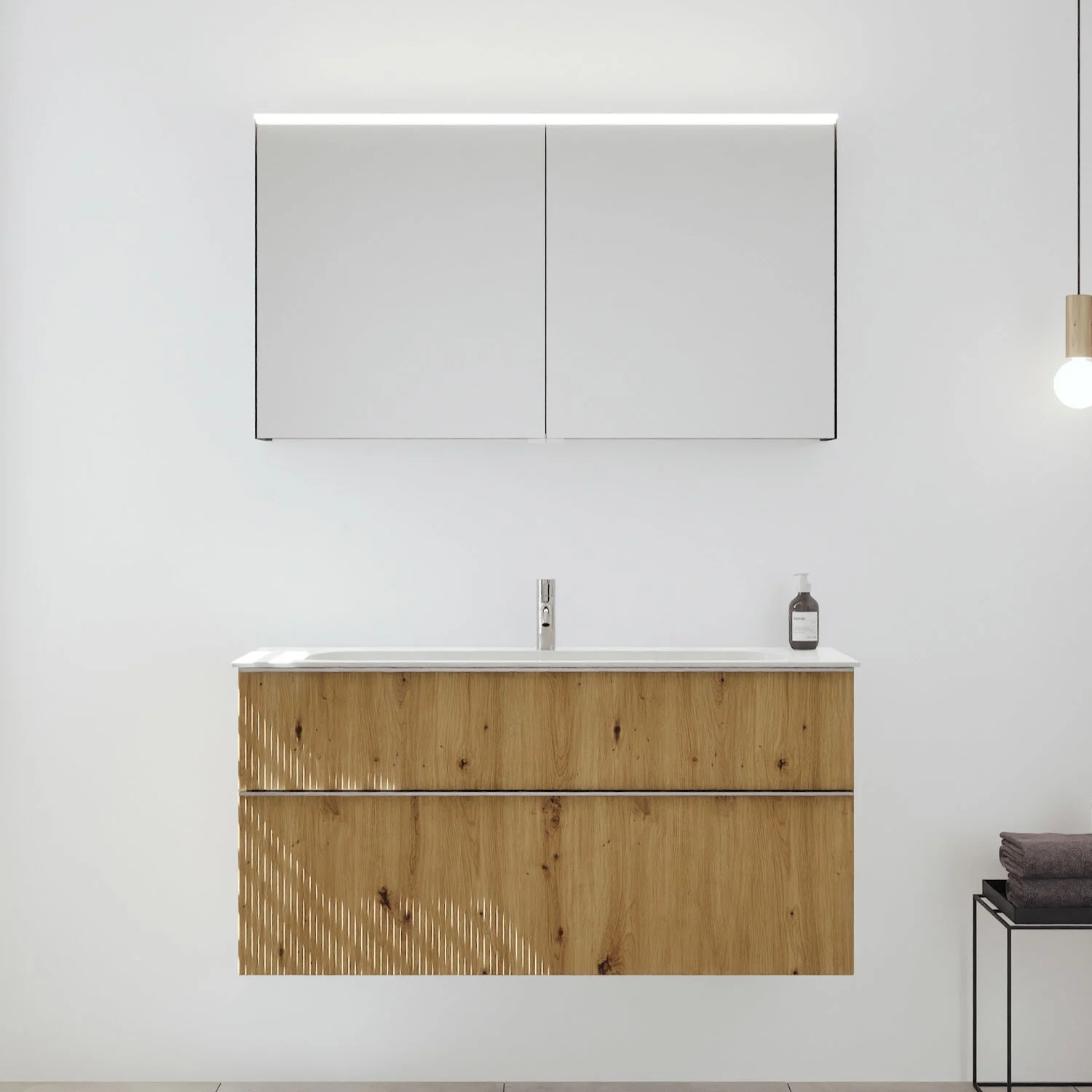 burgbad Fiumo 2.0 Badmöbelset 122 cm mit Waschtisch mit Unterschrank mit Griff G0146 und Spiegelschrank