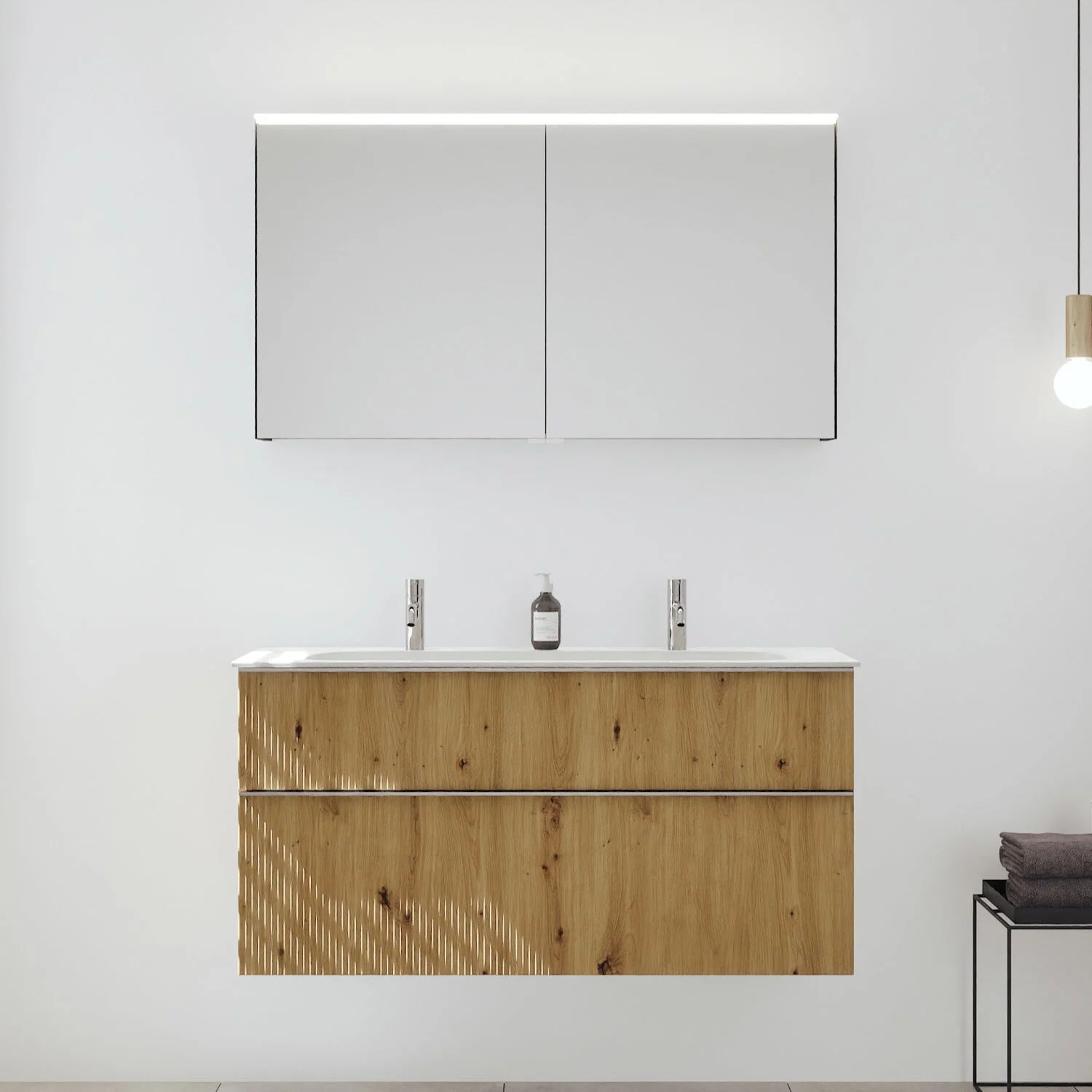 burgbad Fiumo 2.0 Badmöbelset 122 cm mit Waschtisch mit Unterschrank mit Griff G0146 und Spiegelschrank