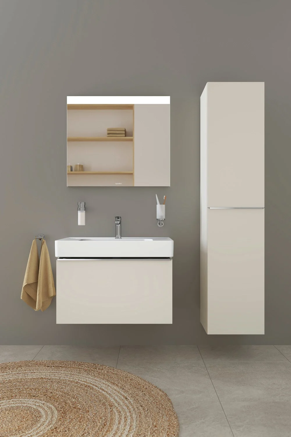 Łazienka z umywalką i lustrem, Duravit