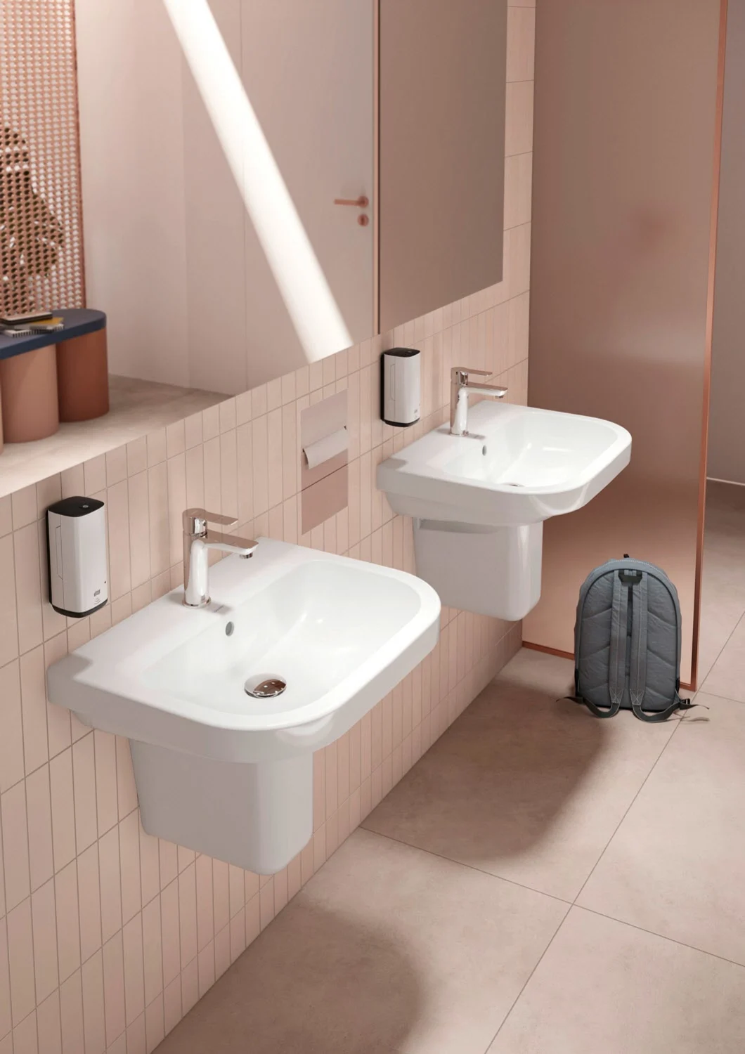 Dwie umywalki w nowoczesnej łazience, Duravit