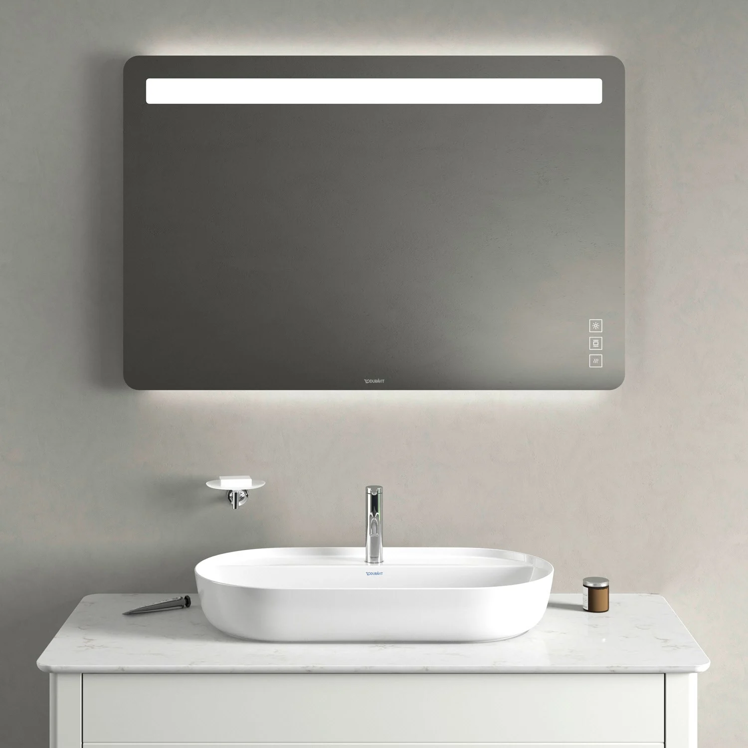Lustro z LED nad umywalką w łazience, Duravit