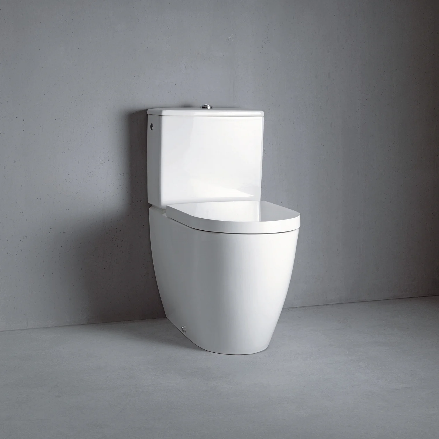 Biała toaleta w nowoczesnej łazience, Duravit