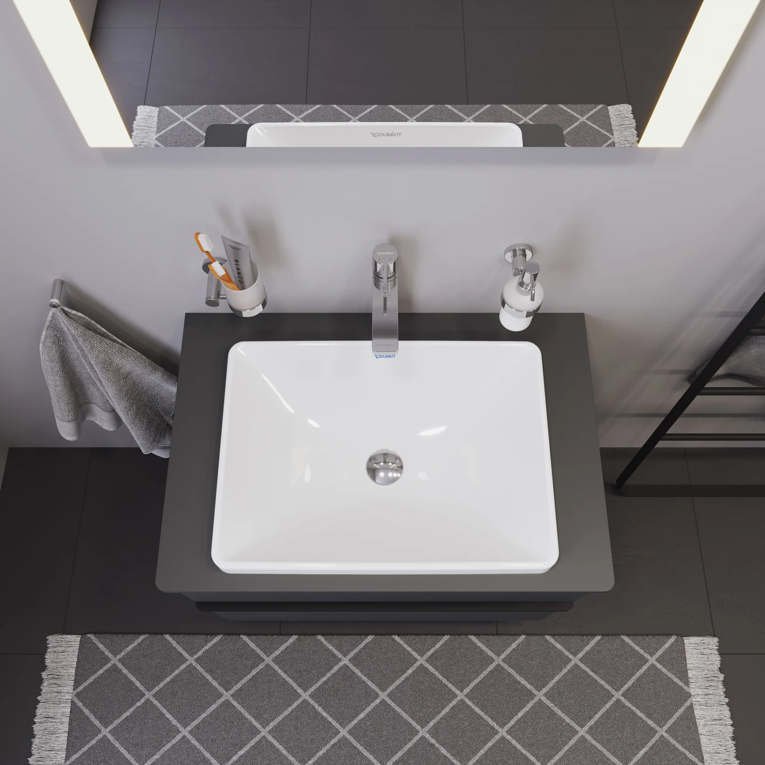 Biała umywalka z lustrem i akcesoriami, Duravit