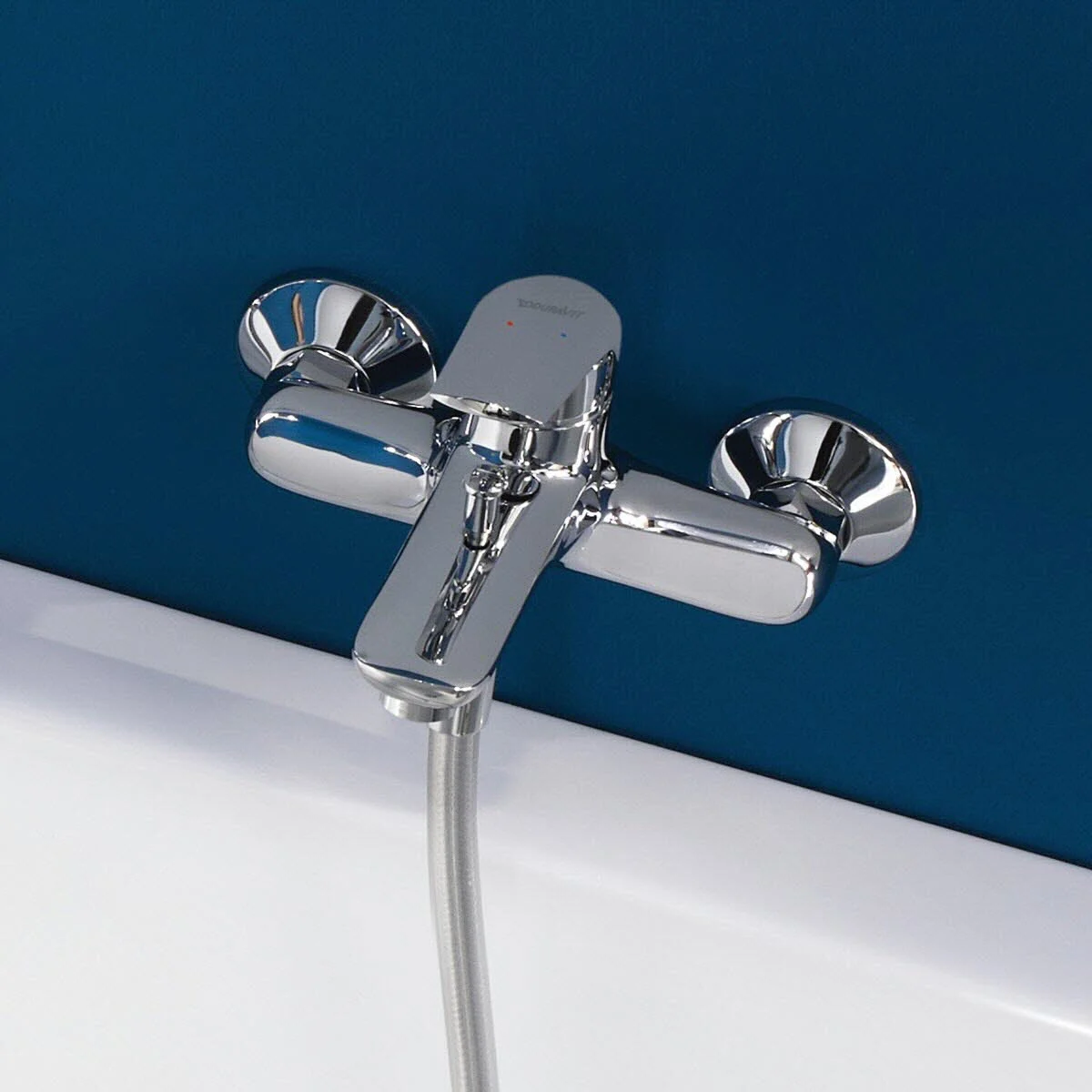 Chromowana bateria jednouchwytowa do wanny widok z boku, Duravit