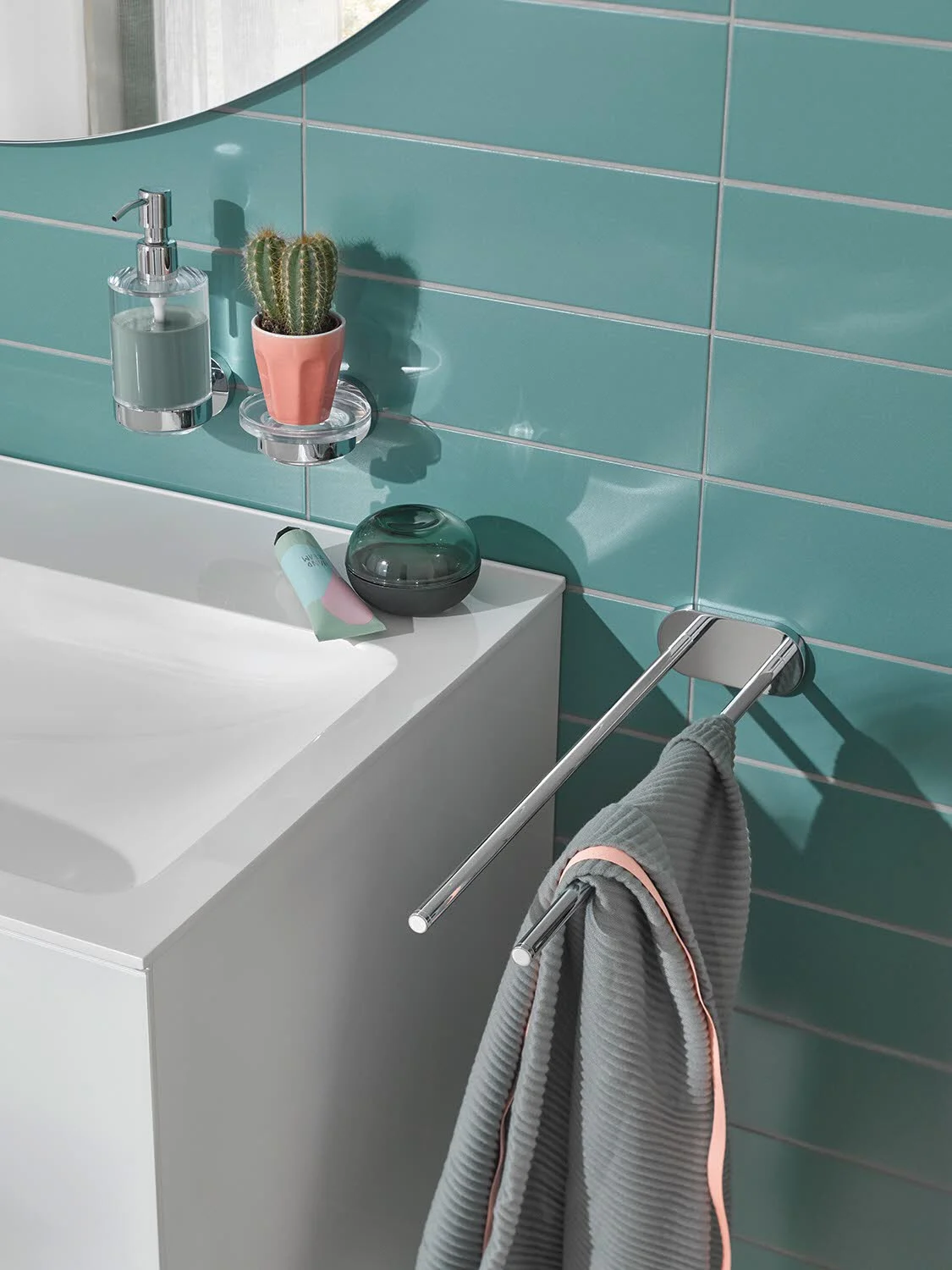 Emco round Handtuchhalter, 2-armig 40 cm Bild 2