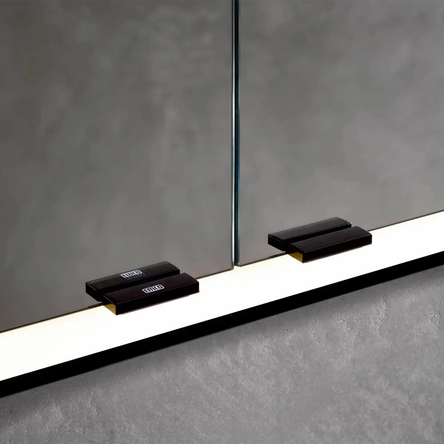 Emco prime Facelift Einbaurahmen für Unterputz LED-Lichtspiegelschrank 120 cm Bild 3