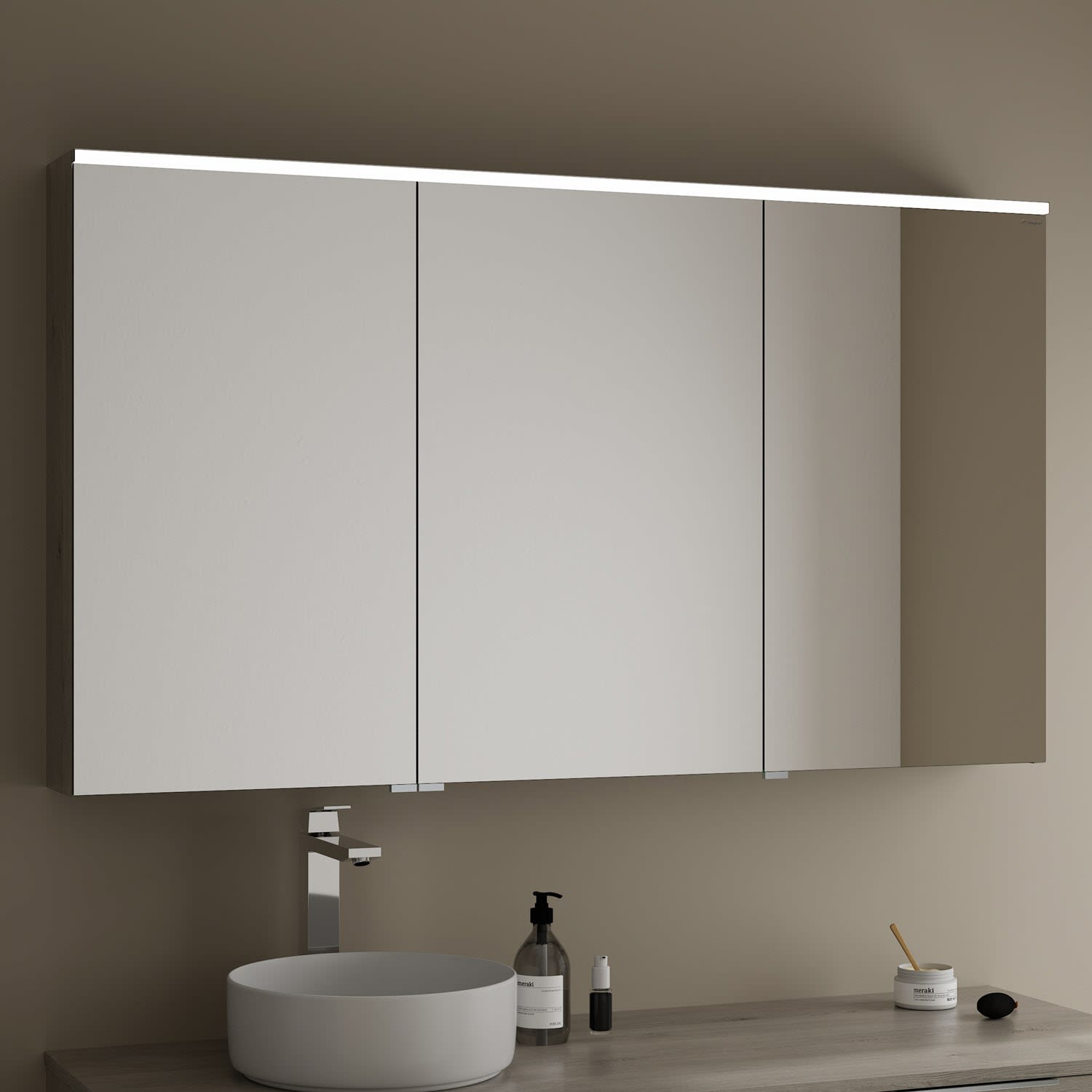 burgbad Eqio Spiegelschrank mit LED-Aufsatzleuchte 140 cm Links, Badmöbel, eiche dekor flanelle (Melamin)